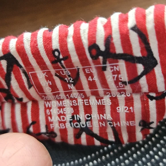 Brand NEW Clarks Cloudsteppers Women's Red and Black Sandals SZ 12 - Picture 5 of 10